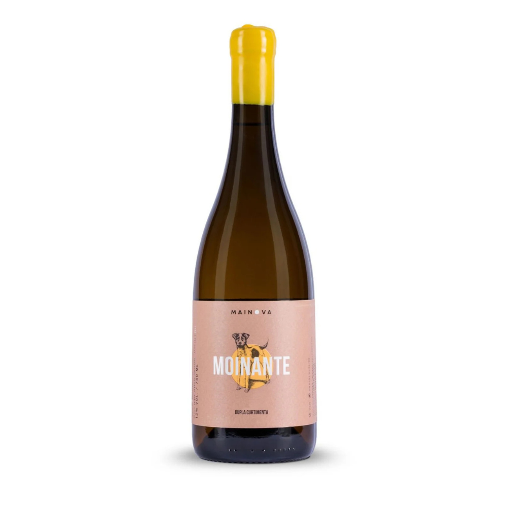 On the nose it is&nbsp;intense with notes of candied orange and ripe peach. On the palate it's textured and concentrated with some late vintage grapes thrown in the mix. The ripe peach comes out clearly on the palate with a long finish.&nbsp;