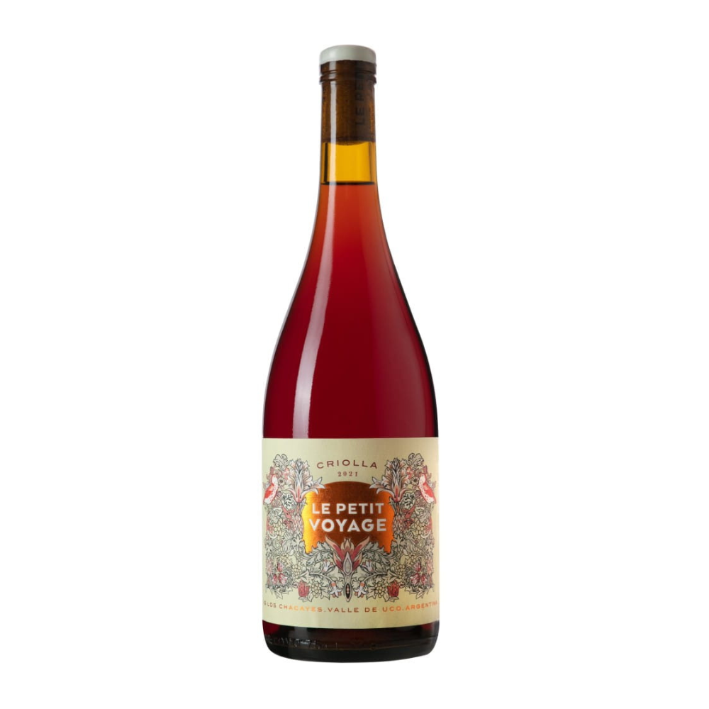 Wine bottle labeled 'Le Petit Voyage' from Argentine winery Mundo Revés
